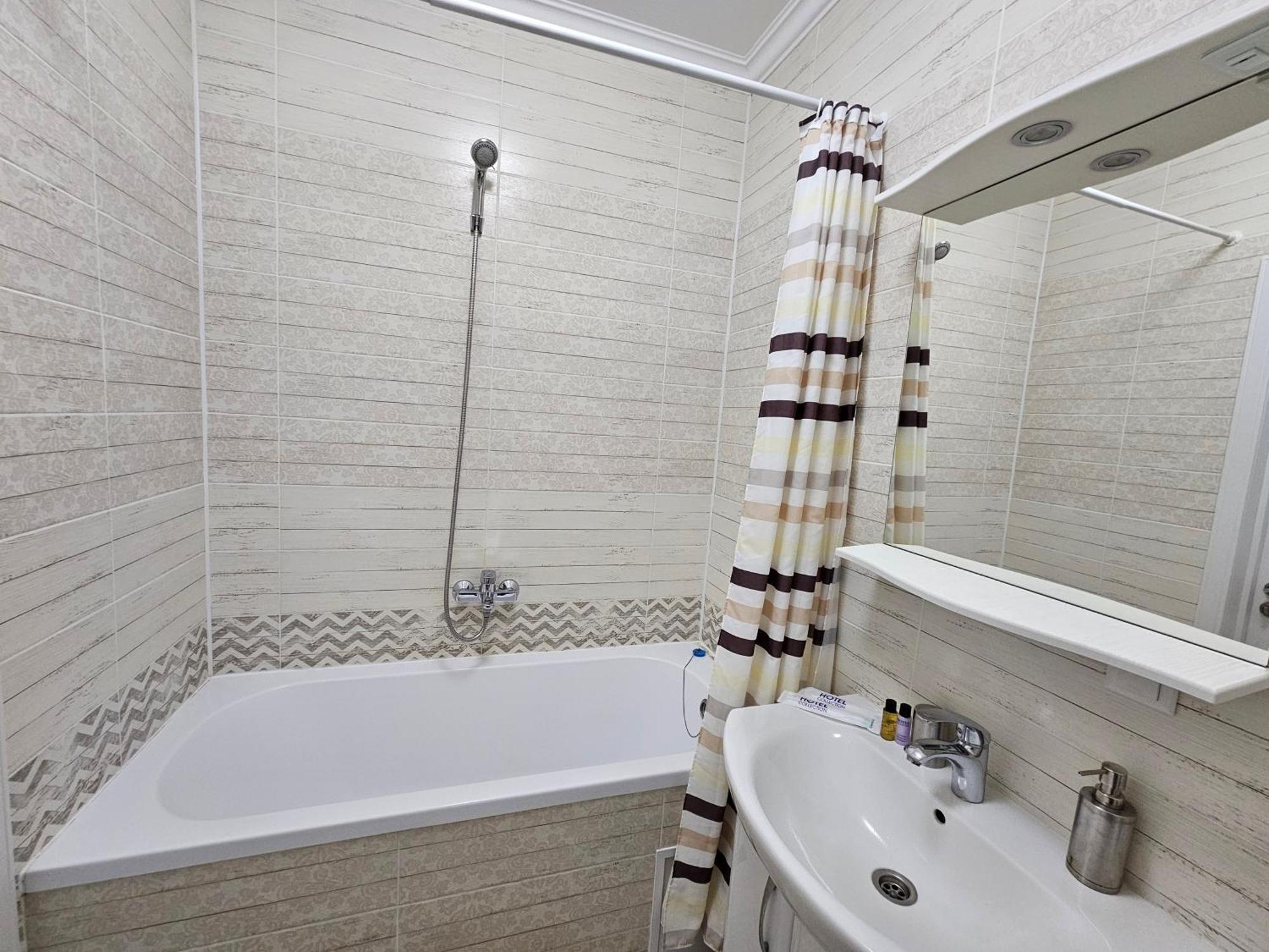 Ernaz Plus Apartments: Promenade Expo Astana Eksteriør billede